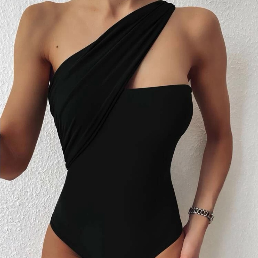 SHEIN one shoulder bathing suit